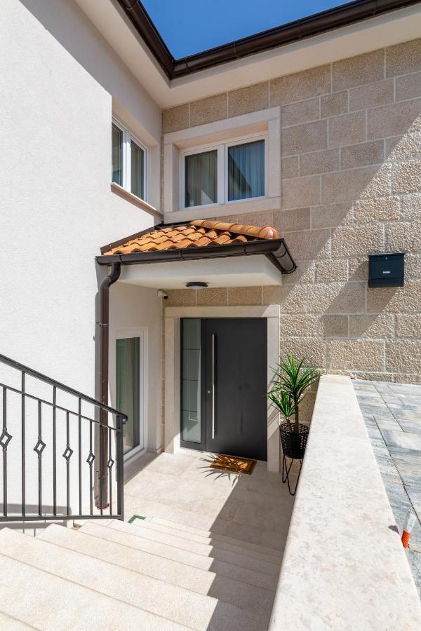 Villa Pafran With Heated Pool Krk Krk Town Exterior foto