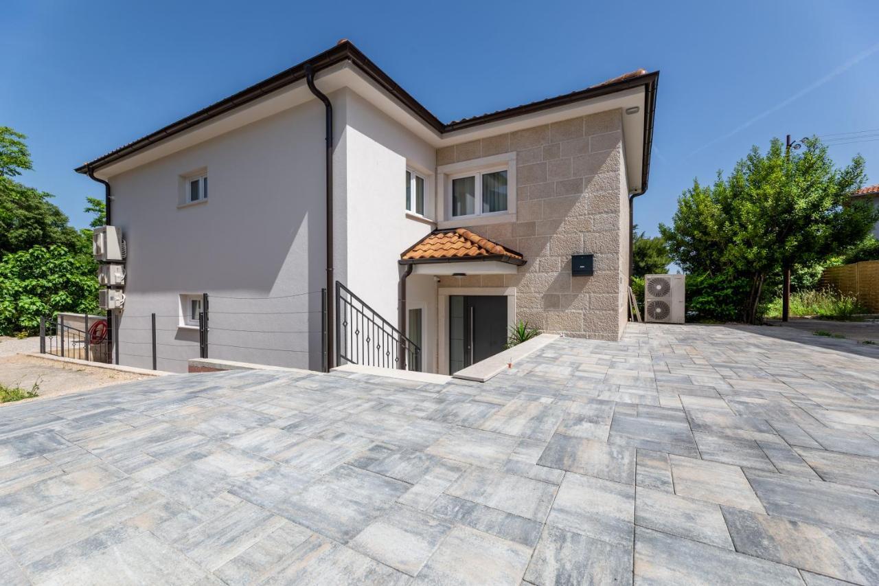 Villa Pafran With Heated Pool Krk Krk Town Exterior foto